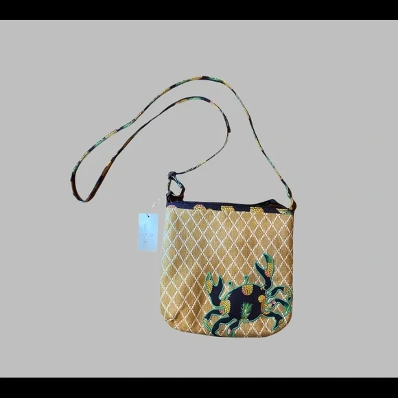 Vera Bradley beach crossbody. - Picture 1 of 4